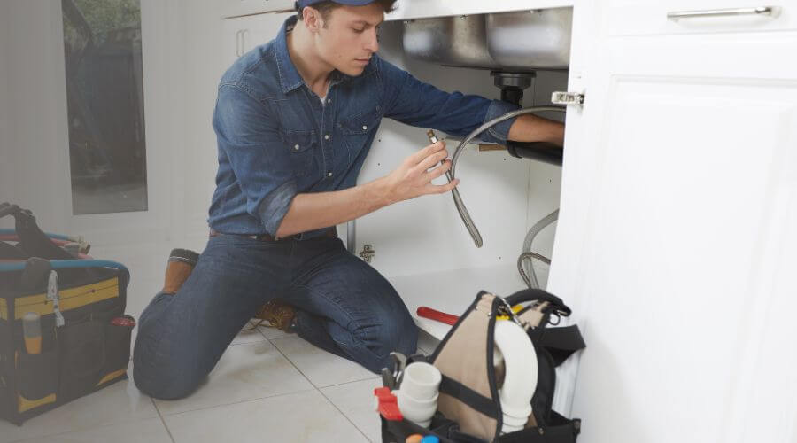 Burst Pipe Repair in Roans Prairie, TX